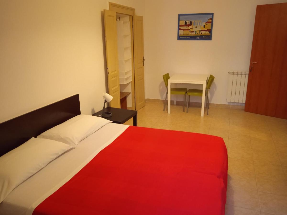 B&B Caravaggio Only 200 Metres From Ortigia シラクーサ エクステリア 写真