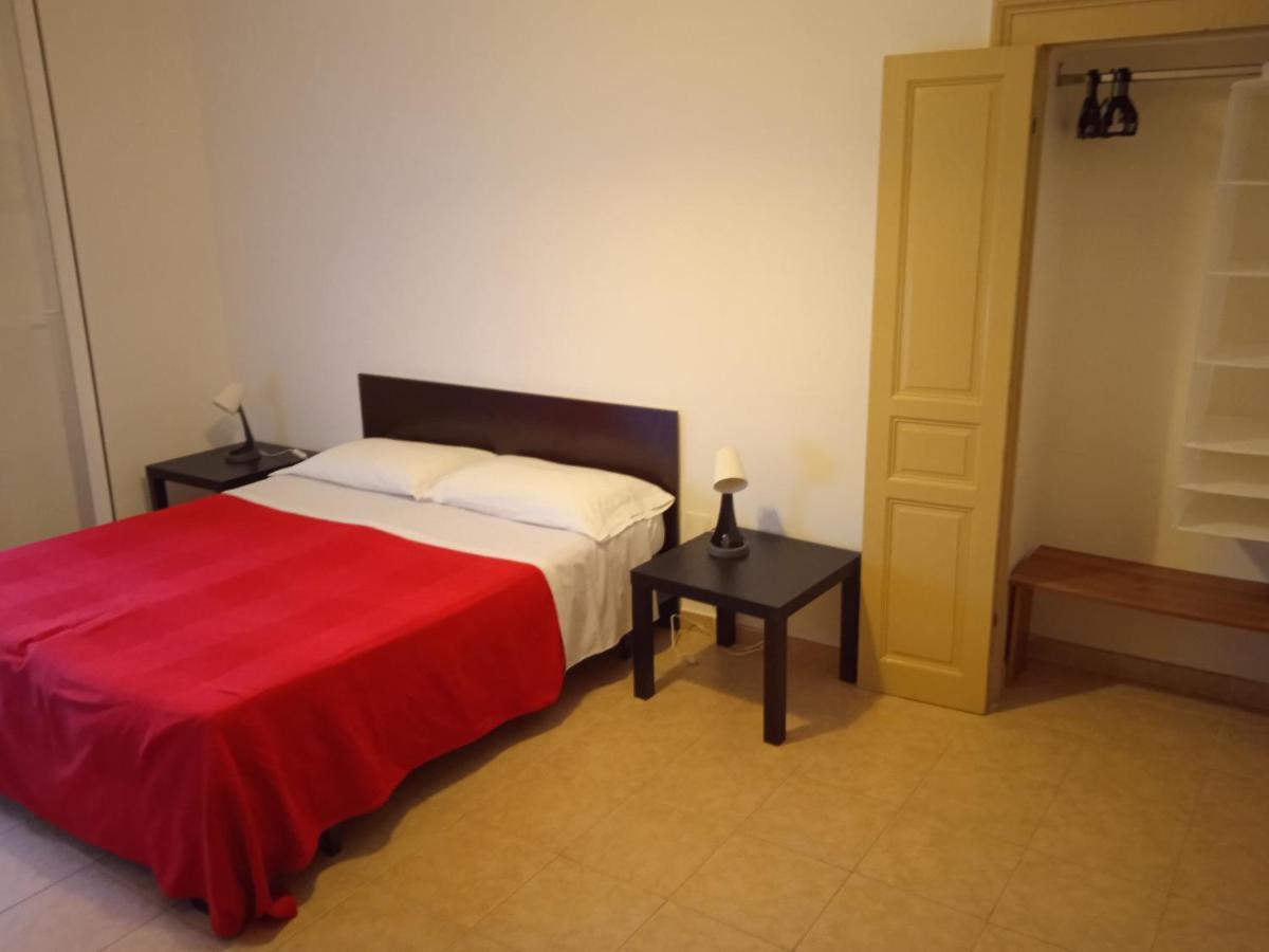 B&B Caravaggio Only 200 Metres From Ortigia シラクーサ エクステリア 写真